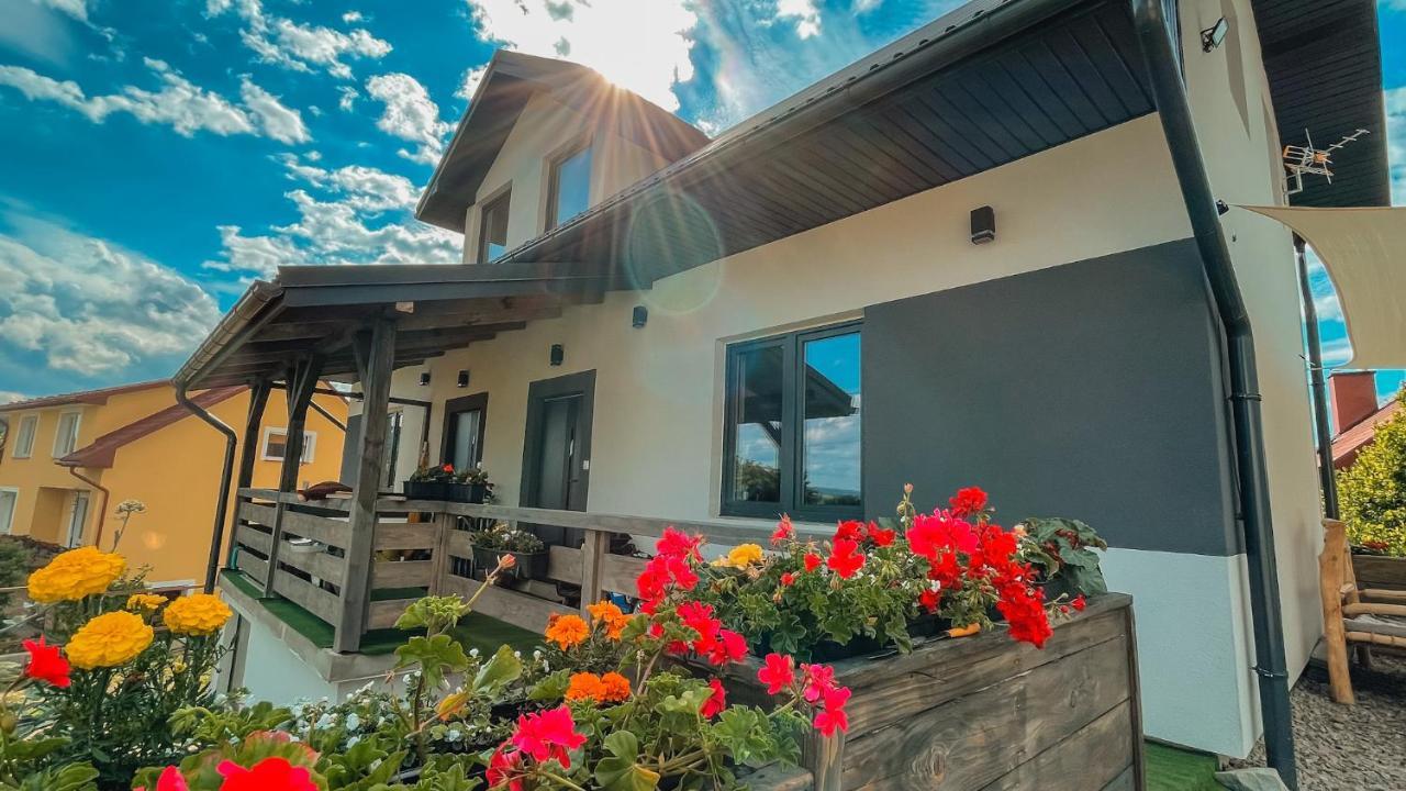 Magiczny Przystanek Apartamento Myczków Exterior foto